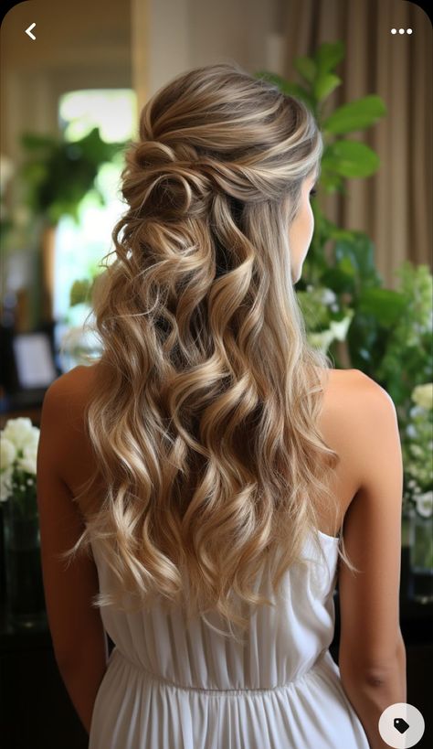 Wedding Partial Updos For Long Hair, Bridal Down Hairstyles Curls, Fall Bride Hairstyles, Wedding Hair With Clip In Extensions, Woodsy Hairstyles, Wedding Hair Front View, Elegant Bride Hair, Half Pony Hairstyles, Half Pony