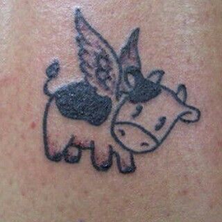 Cow With Wings Tattoo, Cow Tattoo Small Simple, Cow Tatoos, Tiny Cow Tattoo, Little Cow Tattoo, Cow With Wings, Cute Cow Tattoo, Alas Tattoo, Shamrock Tattoos