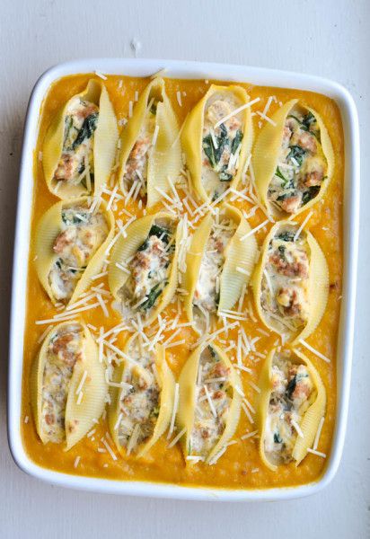 BUTTERNUT SQUASH Sausage Stuffed Shells, Healthier Dinners, Squash Sausage, Butternut Squash Sausage, Butternut Squash Sauce, Butternut Squash Recipes, Fall Food, Fall Dinner, Vegetarian Meals