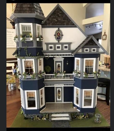 Victorian Painted Lady Dollhouse, Doll House Colors, Painted Lady Dollhouse, Miniature Builds, Fairfield Dollhouse, Dollhouse Renovation, Beach Lamps, Horse Farm Ideas, Model Houses