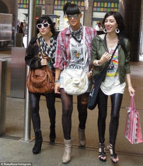 'What am I wearing?' Ruby Rose mocked her own fashion choices  in a flashback photo posted to Instagram on Friday as she walked alongside singers Jessica and Lisa Origliasso, better known as The Veronicas Jessica Origliasso, Lisa Origliasso, 80s Glam Rock, The Veronicas, 80s Glam, Lindsey Wixson, Lily Cole, Karen Elson, Photo Walk