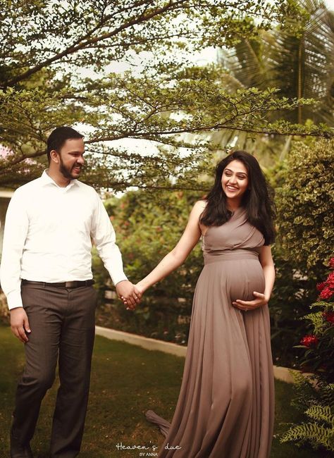 Kerala Maternity Photoshoot, Maternity Photography Kerala, Baby Shower Couple Outfits, Elegant Maternity Shoot, Shower Poses, Pregnant Shoot, Maternity Gown Photography, Shower Pictures, Maternity Shoot Outfit