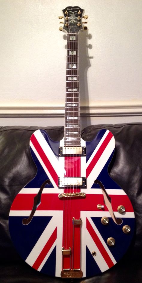 2014 Epiphone Union Jack Sheraton Epiphone Sheraton, Epiphone Casino, Home Studio Setup, England Flag, Studio Setup, Fender Telecaster, Gibson Les Paul, Electric Guitars, Union Jack