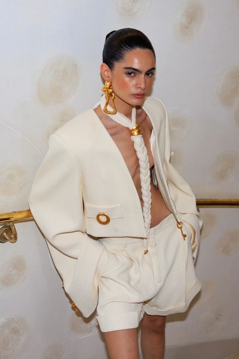 Schiaparelli Spring 2025 Ready-to-Wear Fashion Show | Vogue Style Analysis, Vogue France, Spring 2025, Irina Shayk, Spring Outfits Women, Fashion Line, Summer Outfits Women, Fashion Classy, Milan Fashion Week