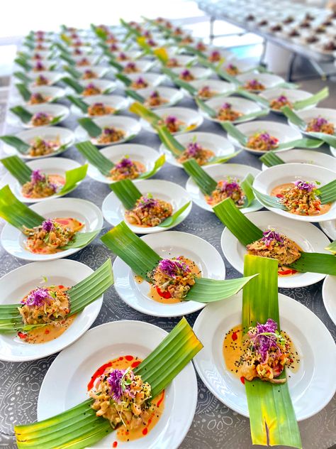 Pescatarian Wedding Food, Ceviche Plating Ideas, Appetizer Plating Ideas, Ceviche Presentation, Plating Ideas Appetizers, Ceviche Plating, Curry Plating Ideas, Ceviche Gourmet, Appetizer Plating