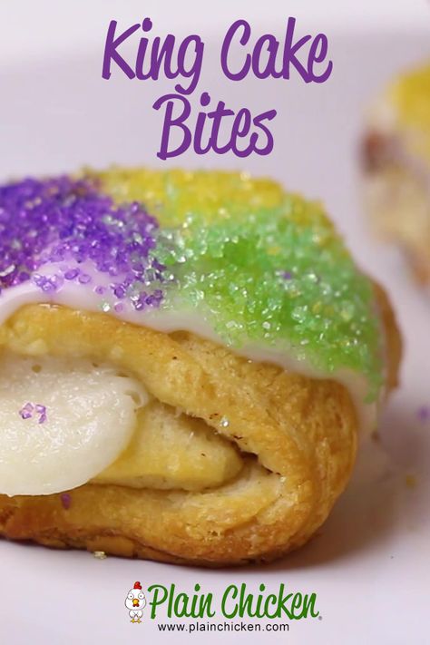 Easy King Cake Bites, King Cake Egg Rolls, Cream Cheese Filling For King Cake, King Cake Bites Recipes, Crescent Roll King Cake, King Cake Icing Recipe, King Cake Recipe Cream Cheese, Cajun Desserts, Easy King Cake