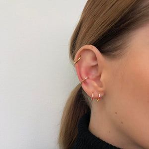 Minimalist Ear Piercings, Ear Peircings, Piercing Bar, Piercing Inspo, Cool Ear Piercings, Pretty Ear Piercings, Cute Ear Piercings, Multiple Ear Piercings, Cute Piercings