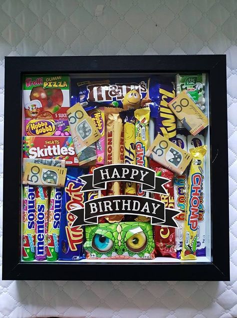 Birthday Shadow Box Ideas, Birthday Money Gifts, Shadow Box Ideas, Shadow Box Gifts, Poppy Cards, Diy Shadow Box, Birthday Money, Diy Birthday Gifts For Friends, Flower Box Gift