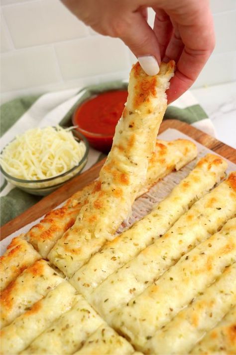 Garlic Bread With Pizza Crust, Marcos Pizza Cheesy Bread, Cheesy Garlic Bread Sticks Recipe, Garlic Bread Pizza Crust, How To Make Cheese Bread Sticks, Garlic Bread Sticks Pizza Dough, Pizza With Cheese Crust, Copycat Pizza Hut Cheese Sticks, Cheesy Bread Sticks Recipe