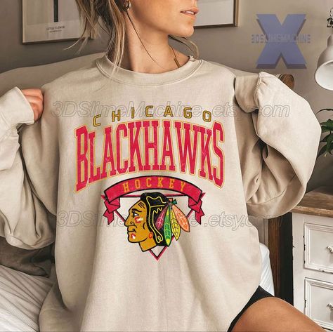 https://www.etsy.com/listing/1330430192/chicago-blackhawks-hockey-sweatshirt?click_key=a9092dd69ca7cd7d2bce4d0f81dd3c05ee9d6754%3A1330430192&click_sum=496d4112&ref=shop_home_recs_7&pro=1 Hockey Sweatshirts, Chicago Blackhawks Hockey, Blackhawks Hockey, Hoodie Aesthetic, Crewneck Vintage, Sweatshirt Crewneck, Sweatshirt Vintage, Fan Shirts, Chicago Blackhawks