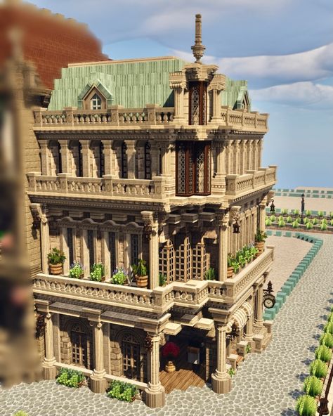 French Architecture Minecraft, Minecraft Victorian Builds, Minecraft French Building, Minecraft Nyc Buildings, Minecraft Parisian Building, Minecraft European City, Minecraft Venice, Town House Minecraft, London Minecraft