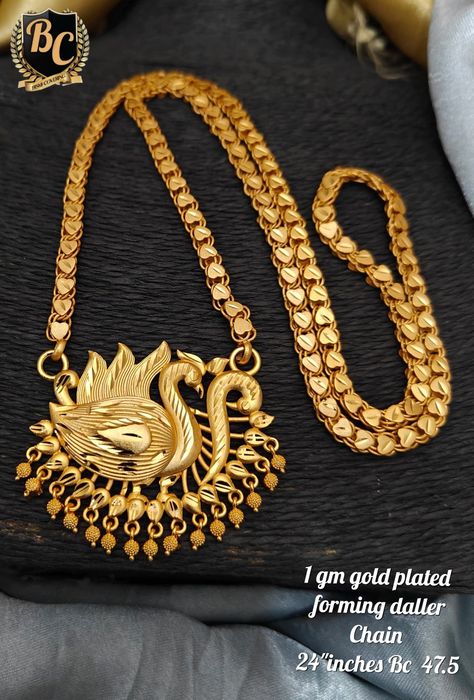 Long Chain Designs Gold, Long Chain Designs, Chain Designs Gold, Gold Long Chain, Mughal Jewelry, Temple Jewellery Earrings, Hand Shadows, Gold Ideas, Gold Jewels Design