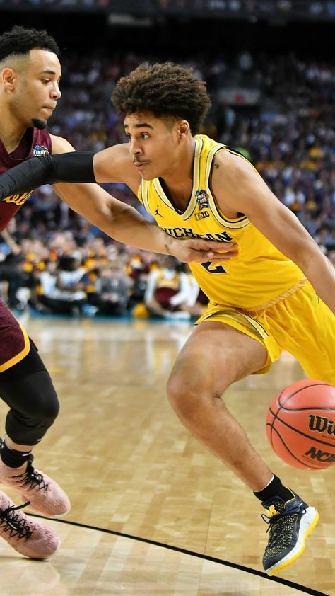 Jordan Poole High School, All Nba Players, Full Hd Background, Jordan Poole, Kyle Kuzma, Michigan Sports, Nba Fashion, Best Basketball Shoes, Blue Jordans