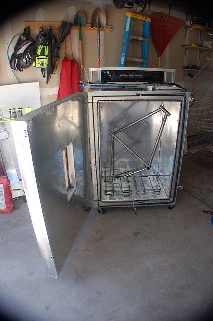 DIY Home Powder Coating Oven | Home built DIY powder coating… | Flickr Powder Coating Diy, Diy Oven, Powder Coating Oven, Oven Diy, Power Coating, Oven Canning, Metal Working Projects, Diy Ceramic, Diy Picture Frames