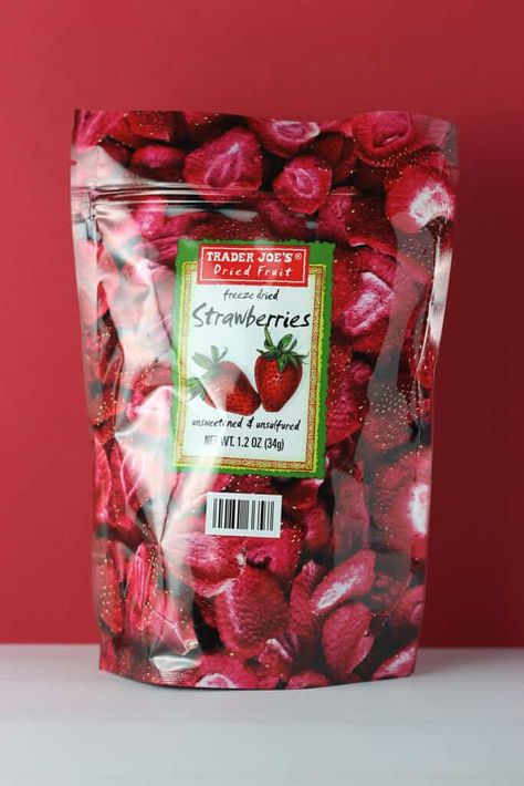 Trader Joe's Freeze Dried Strawberries review is posted with buying recommendations #traderjoes Oven Dried Strawberries, Fruit Preservative, Astronaut Food, Chocolate Coated Strawberries, Freeze Dried Food Storage, Strawberry Cream Cheese Frosting, Dried Peaches, Dried Pineapple, Freeze Dried Raspberries