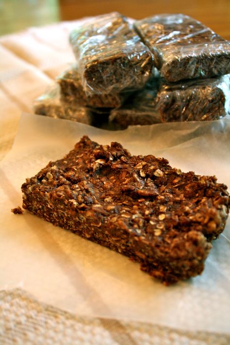 IMG_0212 Homemade Cliff Bars, Cliff Bars, Chia Bars, Bars Chocolate, Protein Bars Homemade, Clif Bars, Homemade Brownies, Breakfast Bars, Brownie Bar