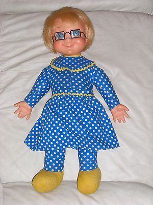 Vintage Mattel 1967 "TALKING" MRS BEASLEY DOLL- Loved her! I SO want one! Mrs Beasley, Doll Family, Vintage Memory, Family Affair, Childhood Toys, Retro Toys, Happy Memories, Great Memories, Sweet Memories