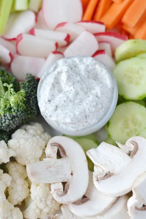 Paleo Veggie Dip, Healthy Salad Dressing Recipes, Paleo Ranch, Veggie Dip Recipe, Salad Dressing Recipes Healthy, Autoimmune Paleo Recipes, Aip Paleo Recipes, Whole30 Keto, Ranch Recipe