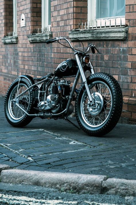 1968 Triumph Daytona 500 bobber by Robbie Palmer Triumph Bobber Custom, Triumph Chopper, Triumph Cafe Racer, Bsa Motorcycle, Bicycle Headlight, Triumph Bobber, Triumph Daytona, Classic Car Restoration, Classic Harley Davidson