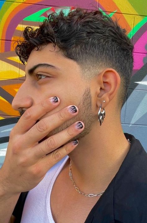 Alt Guys, Mens Manicure, Men Nail Polish, Mens Nails, Teen Boy Outfits, Nail Paint, Cosmetology, Behind Ear Tattoo, Short Nails