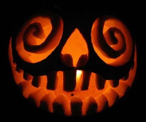 70+ Best Cool & Scary Halloween Pumpkin Carving Ideas & Designs 2014 Pumpkin Face Carving, Cat Pumpkin Carving, Scary Pumpkin Faces, Halloween Pumpkin Stencils, Cute Pumpkin Carving, Scary Halloween Pumpkins, Pumkin Carving, Halloween Pumpkin Carving Stencils, Creative Pumpkin Carving