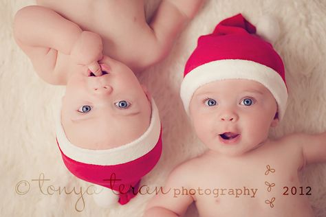 Newborn Twin Christmas Photos, Twin Christmas Photos, Twin Baby Christmas Photos, Twin Photography Ideas, Twins Christmas Pictures, Twin Christmas Pictures, Twin Christmas Card, Twins First Christmas, Twin Babies Pictures