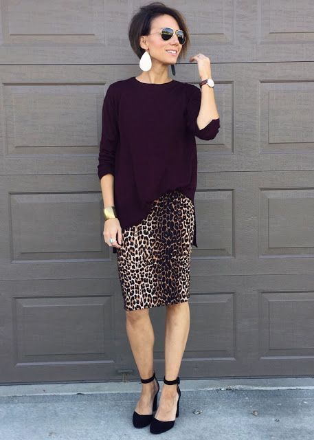 Leopard Pencil Skirt Outfit, Kilee Nickels, Pencil Skirt Outfit, Leopard Pencil Skirt, Leopard Print Pencil Skirt, Rok Outfit, Pencil Skirt Casual, Pencil Skirt Outfits, Leopard Print Skirt