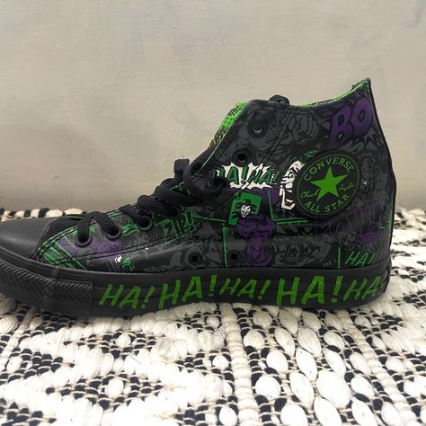 Limited Edition “The Joker” Converse Chuck Taylors. New With Tags No Box Never Worn. Size 9 Mens Decorated Converse, Joker Shoes, Converse Shoes Custom, Customized Converse, Batman Shoes, Cool Converse, Converse Design, Converse Chuck Taylor 70, Painted Converse