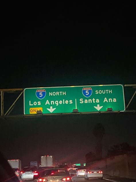 Los Angeles California Aesthetic, Desktop Widgets, Welcome To Los Angeles, Life In Usa, Usa Life, California Sign, La Night, Los Angeles Aesthetic, Golden Coast