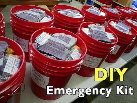 DIY 5 GALLON BUCKET: EMERGENCY KIT - DIY Gardening & Better Living Five Gallon Bucket, 5 Gallon Buckets, 72 Hour Kits, Emergency Food Supply, Emergency Preparedness Kit, Survival Shelter, Prepper Survival, Emergency Food, Emergency Supplies