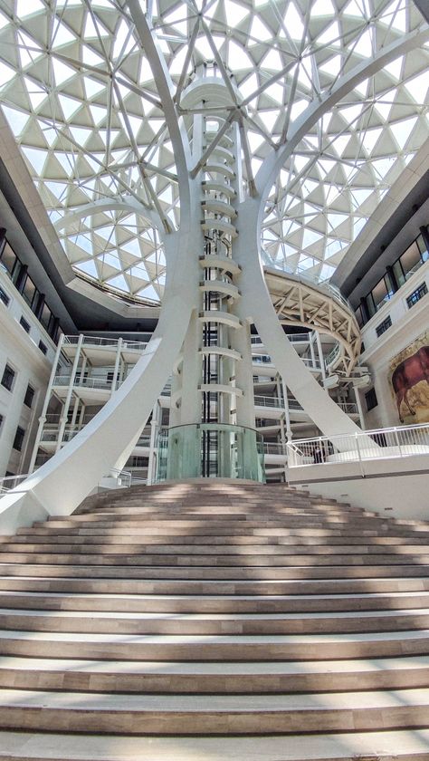 Manila, Philippines Museum Cafe, Museum Photography, Museum Architecture, Manila Philippines, High Rise Building, National Art, Ideas Photography, History Museum, National Museum