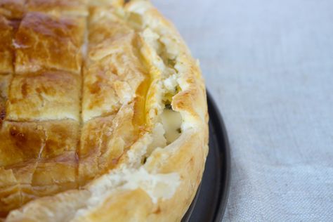 French Potatoes, Savory Pies Recipes, Potatoes In Oven, Spinach Pie, Pies Recipes, Country Recipes, Meatless Main Dishes, Pie Pie, Vegetarian Dish