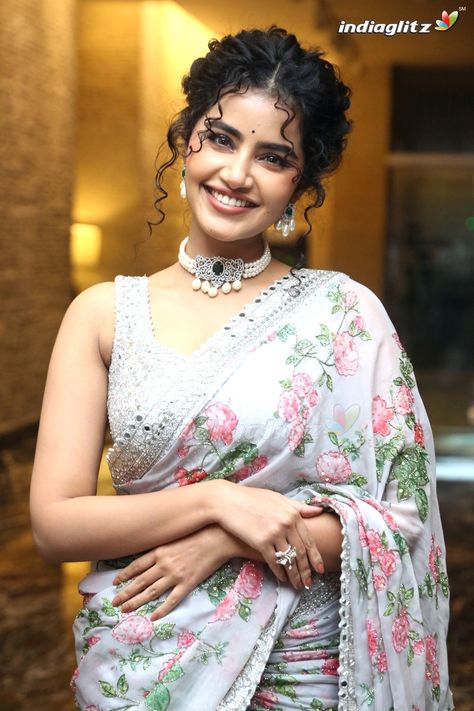 Hd Wallpaper 4k For Pc, James Movie, Beautiful Angels, Anupama Parameswaran, Samantha Photos, Saree Poses, Actress Images, Malayalam Actress, Bollywood Girls