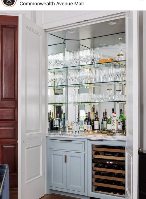 Brownstone Interior Design, Elegant Bar Design, Elegant Home Bar, Hotel Minibar, Mirrored Shelves, Brownstone Interiors, Kitchen Wet Bar, Bar Nook, Home Wet Bar