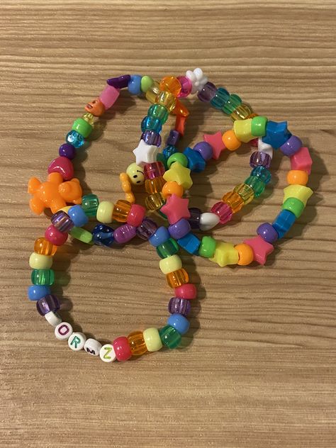 Kidcore Bead Bracelets, Kidcore Jewelry Diy, Kidcore Bracelet Ideas, Pulseras Indie Kid, Clown Bracelet, Bracelet Kidcore, Clowncore Kandi, Kidcore Bracelet, Kidcore Accessories