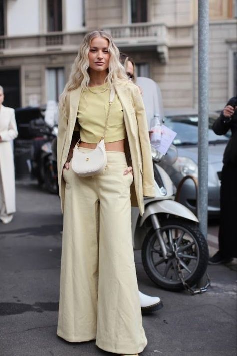 Content creator, Victoria McGrath, wearing tailored wide leg pants with matching top and blazer. Shop this inspiration at Grace. Victoria Magrath Outfits, Quiet Luxury Style, Victoria Magrath, Style Influencers, Olsen Twins Style, True Summer, Autumn Winter 2023, Curated Closet, Statement Blouse