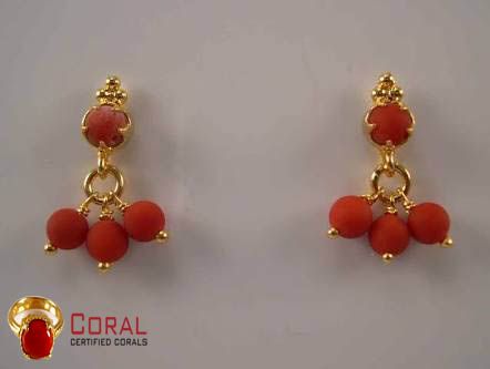 Beaded Wedding Jewelry, Coral Jewellery, Earrings Kids, Gold Earrings For Kids, Small Earrings Gold, Coral Jewelry Set, Ladies Jewellery, Gold Earrings Models, Ganesh Statue