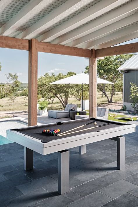 60 Breathtaking Backyard Ideas - Outdoor Space Design Inspiration Outdoor Pool Table, Custom Pool Tables, Modern Fountain, Outdoor Patio Designs, Outdoor Game, Paved Patio, Patio Wall, Pool Table, Outdoor Rooms