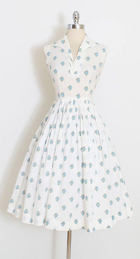 Dresses 50s, Robes Vintage, Vintage Dresses 50s, Look Retro, Vintage 1950s Dresses, Vestidos Vintage, Vintage Style Dresses, 50s Dresses, 1950s Dress