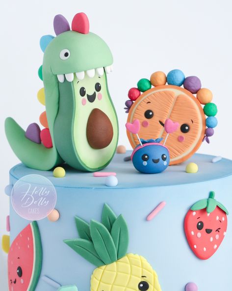 ~ Hey Bear Sensory ~ Possibly our most requested cake! This one had the party version fruits on top and that dinosaur avocado is so difficult 😵‍💫 Not the first time I've made him but still gives me grief, every time 😅 I like to change up the fruits sometimes to keep it interesting for me 🍉🍍 Also, am I right in thinking that little headband is called a deely bopper?? Or did I make that up? Dancing Fruit Cake, Hey Bear Cookies, Hey Bear First Birthday Party, Dancing Fruits Birthday Theme, Hey Bear Sensory Birthday Cake, Avocado Birthday Cake, Hey Bear Cake, Fruit Themed Cake, Hey Bear Birthday Party