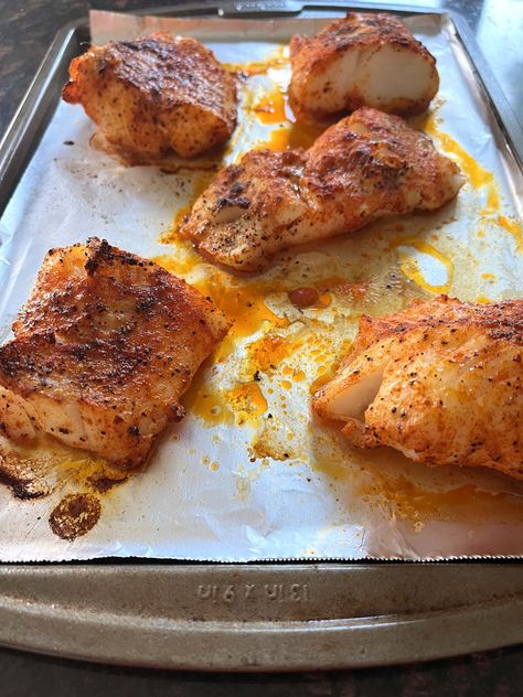 For tender and perfectly seasoned cod, turn on your oven! Broiled Cod cooks up flakey and moist. Broiling is an easy way to get tasty cod. Broiled Cod Recipes, Broiled Cod Fish Recipes, Cod Fish Recipes Oven, Broiled Cod, Baked Swai, Cod In The Oven, Easy Fish Dinners, No Added Sugar Recipes, Grilled Cod