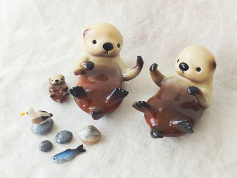 Clay Ocean, Easy Clay Sculptures, Baby Otter, Baby Otters, Clay Sculptures, Clay Diy Projects, Jewelry Tattoo, Sculpture Clay, Clay Ideas