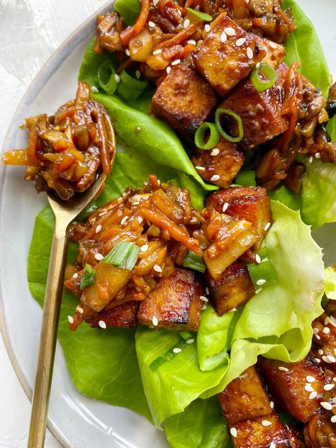 Crispy Tofu Lettuce Wraps, Vegan Tofu Lettuce Wraps, Healthy 2024, Tofu Lettuce Wraps, Vegetarian Lettuce Wraps, Vegetarian Asian, Tofu Wraps, Cabbage Wraps, Pork Lettuce Wraps