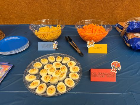 Sonic Birthday Food Ideas, Sonic The Hedgehog Birthday Party Food Ideas, Sonic Party Food Ideas, Sonic Themed Food, Sonic The Hedgehog Birthday Party Food, Movie Night Food, Sonic Birthday Parties, Hedgehog Birthday, Sonic Party