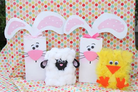 Spring Chick, Lamb 2x4 Crafts, Spring Animals, Easter Projects, Crafts Gifts, Spring Holidays, Easter Time, Personalized Easter, Easter Crafts For Kids