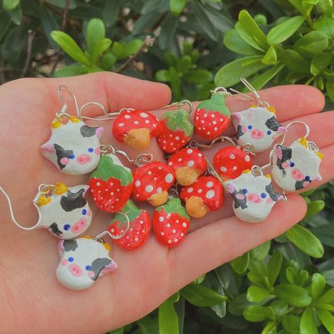 Mushroom Cow, Cow Earrings, Strawberry Earrings, Strawberry Cow, Mushroom Earrings, Instagram Look, Cute Earrings, Cow, Stuffed Mushrooms