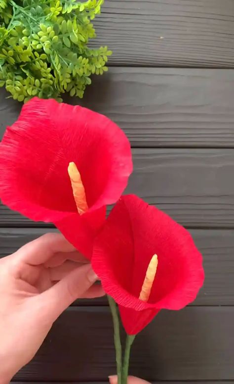 DIY Paper Flower Ideas For Quick And Easy Projects - The Cottage Market Easy Crepe Paper Flowers Diy, Crepe Paper Flowers Diy Easy, Paper Flower Bouquet Diy, Flower Paper Craft, Crepe Paper Flowers Tutorial, Paper Flower Diy, Crepe Paper Crafts, Crepe Paper Flowers Diy, Paper Flowers Diy Easy