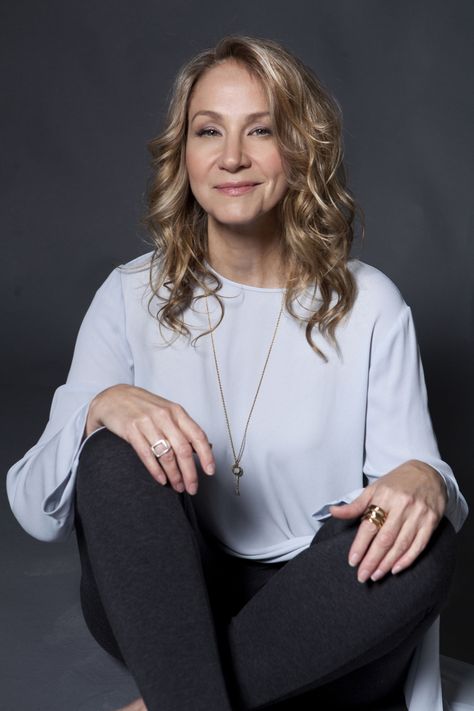 Joan Osborne. Joan Osborne, Patty Griffin, Rickie Lee Jones, Mavis Staples, Sam Phillips, Chrissie Hynde, Sarah Mclachlan, The Pretenders, Sheryl Crow