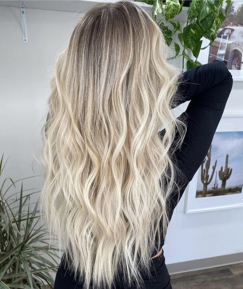 Blonde Hair Blended Roots, Platinum Blonde Balayage Dark Roots, Ombré Blonde Hair, Blonde With Shadow Root, Bright Dimensional Blonde, Long Blonde Balayage, Wedding Blonde, Balayage Hair Extensions, Western Hair