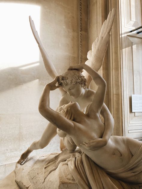 Kissing Statues Sculpture, Cupid And Psyche Sculpture, Cupid And Psyche Art, Cupid And Psyche Statue, Cupid Core, Romantic Statues, Psyche Goddess, Psyche Revived By Cupid's Kiss, Cupid Statue